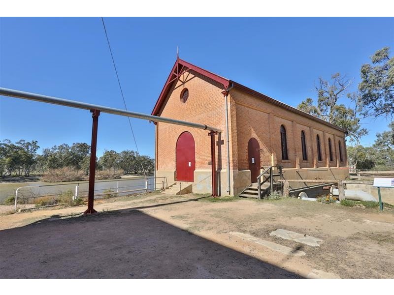 20 Psyche Bend Road, Irymple VIC 3498