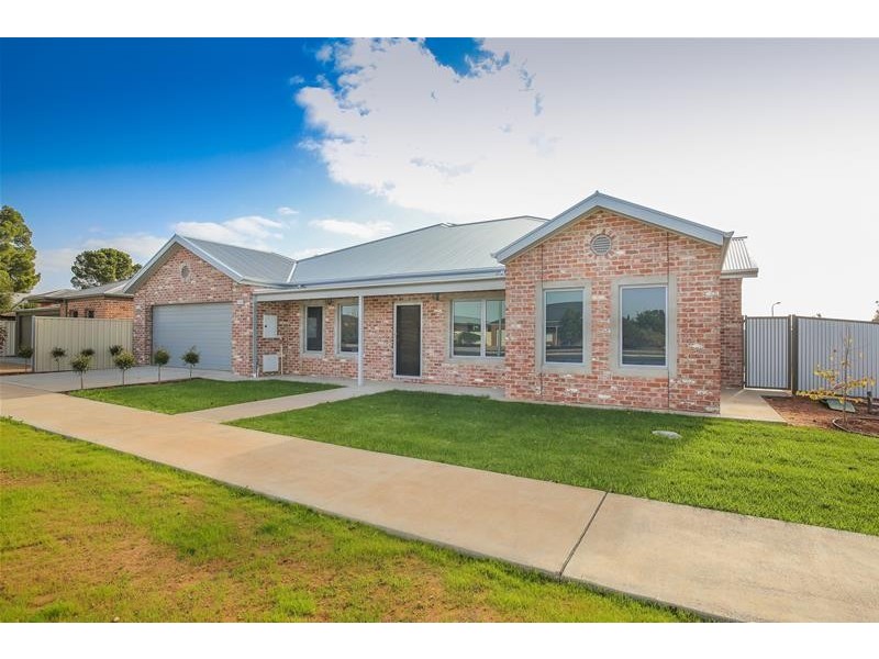 799 Sandilong Avenue, Irymple VIC 3498