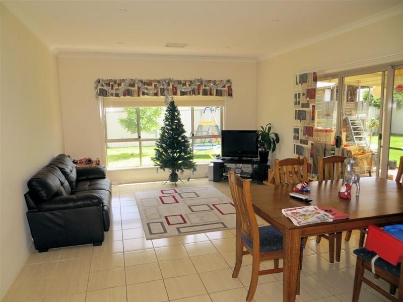 18 Canterbury Drive, Mildura VIC 3500