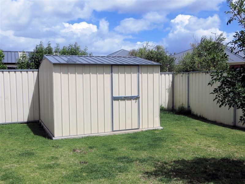 18 Canterbury Drive, Mildura VIC 3500