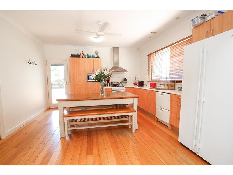 15 Oak Avenue, Mildura VIC 3500