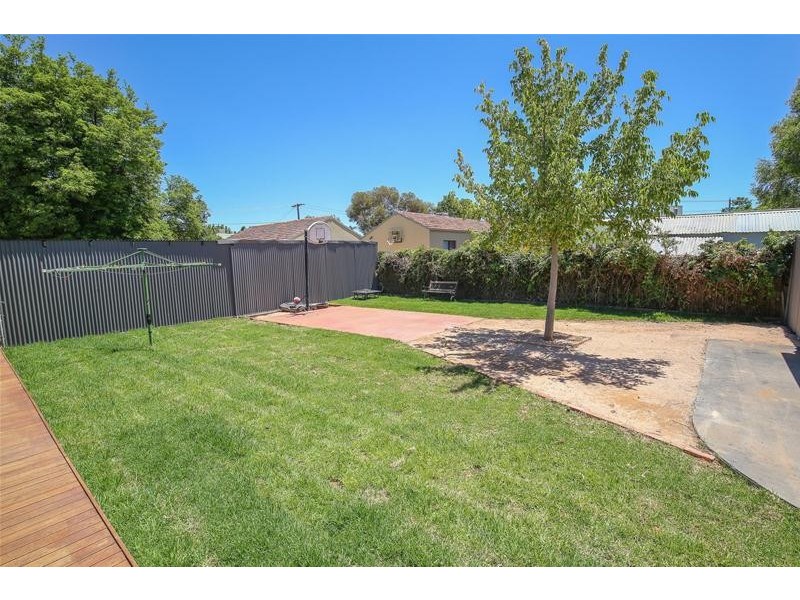 15 Oak Avenue, Mildura VIC 3500