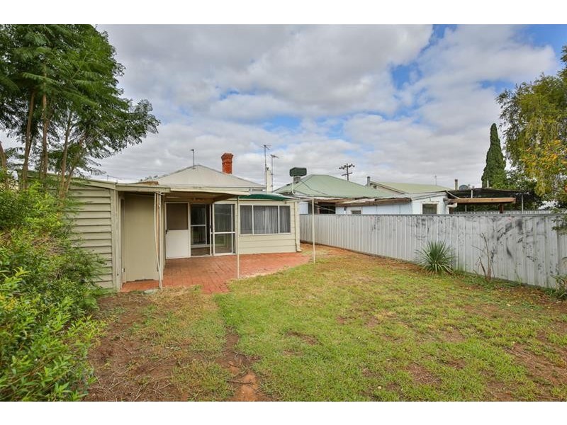 111 Magnolia Avenue, Mildura VIC 3500