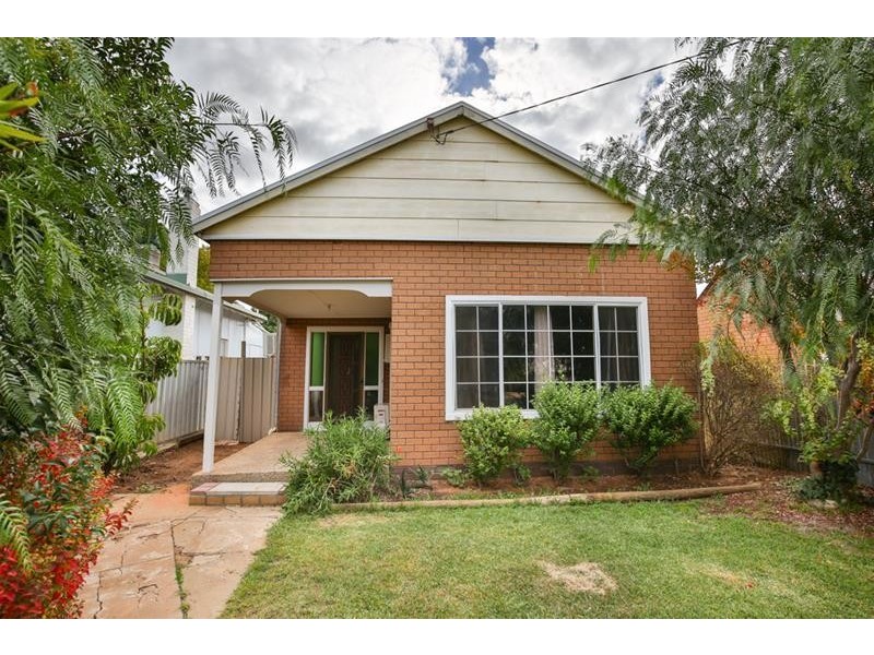 111 Magnolia Avenue, Mildura VIC 3500