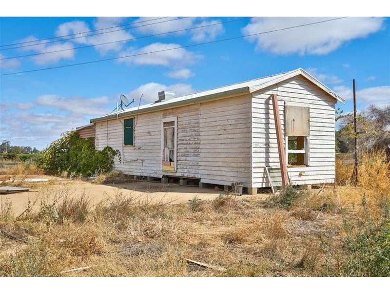 52 McEdward Street, Birdwoodton VIC 3505