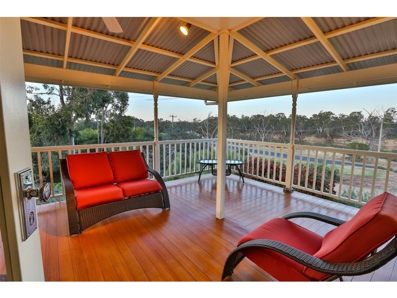 2878 Kulkyne Way, Nangiloc VIC 3494