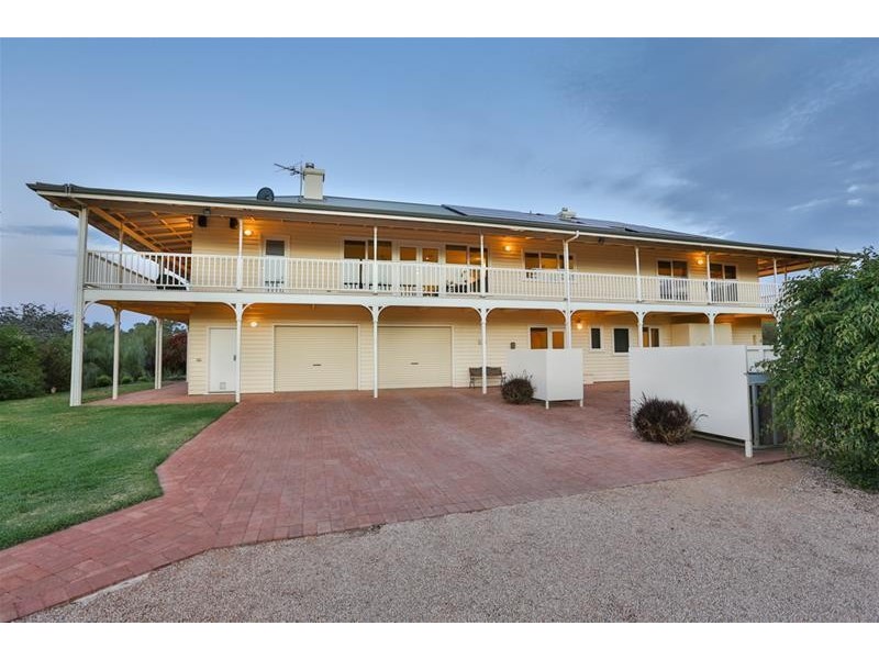 2878 Kulkyne Way, Nangiloc VIC 3494