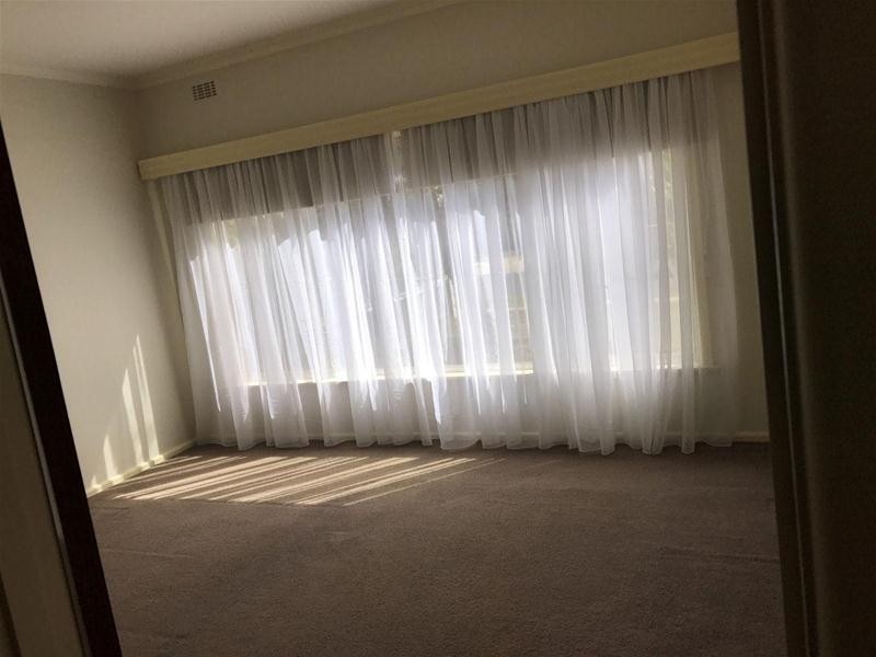 8 Barry Avenue, Mildura VIC 3500