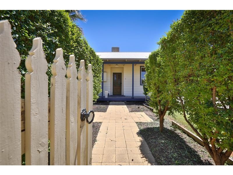 5 Kurrajong Parade, Mildura VIC 3500