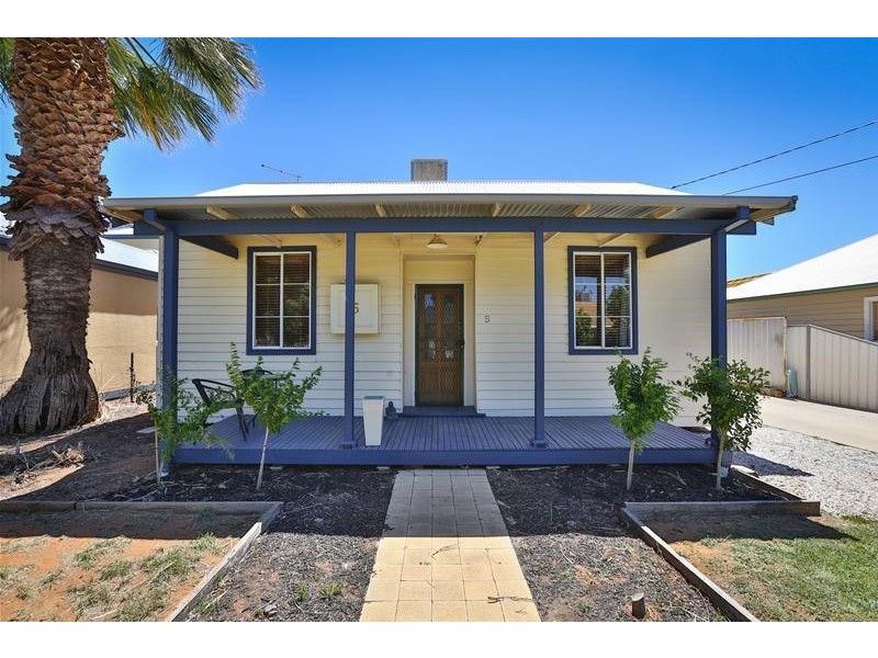 5 Kurrajong Parade, Mildura VIC 3500