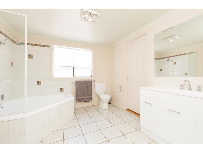 5 Kurrajong Parade, Mildura VIC 3500