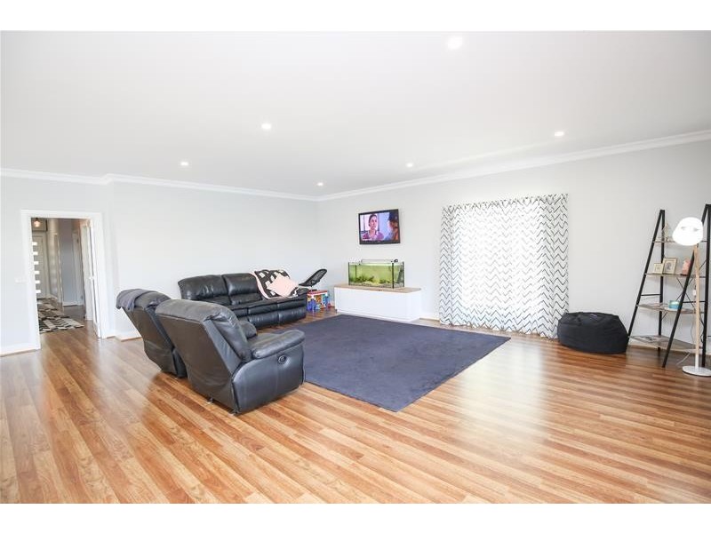 13 Coleman Avenue, Mildura VIC 3500