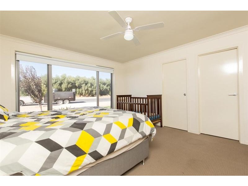 38 Ellswood Crescent, Mildura VIC 3500