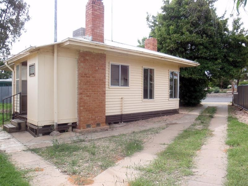 5 Westcliffs Crescent, Red Cliffs VIC 3496