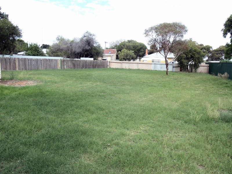 5 Westcliffs Crescent, Red Cliffs VIC 3496