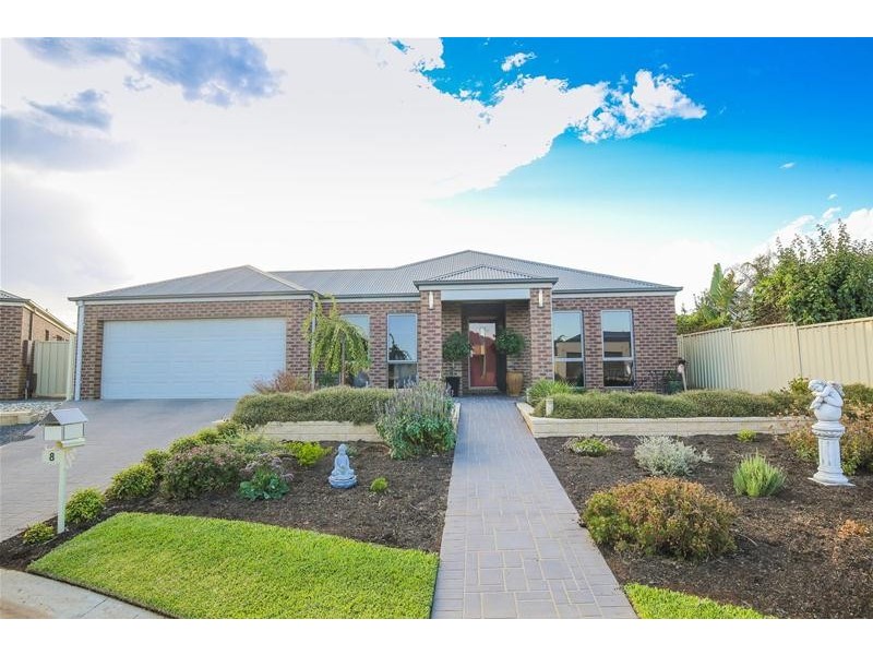 8 Reuben Lock Court, Mildura VIC 3500