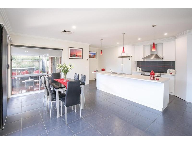 8 Reuben Lock Court, Mildura VIC 3500