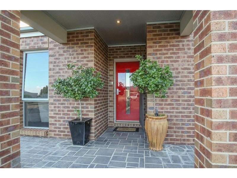 8 Reuben Lock Court, Mildura VIC 3500