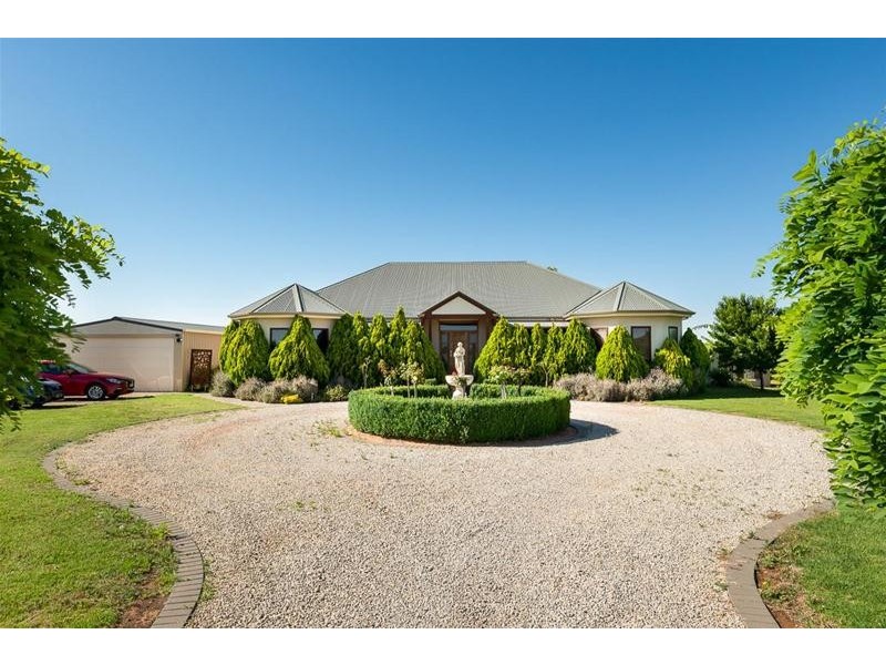 61 Seventh Street, Merbein South VIC 3505