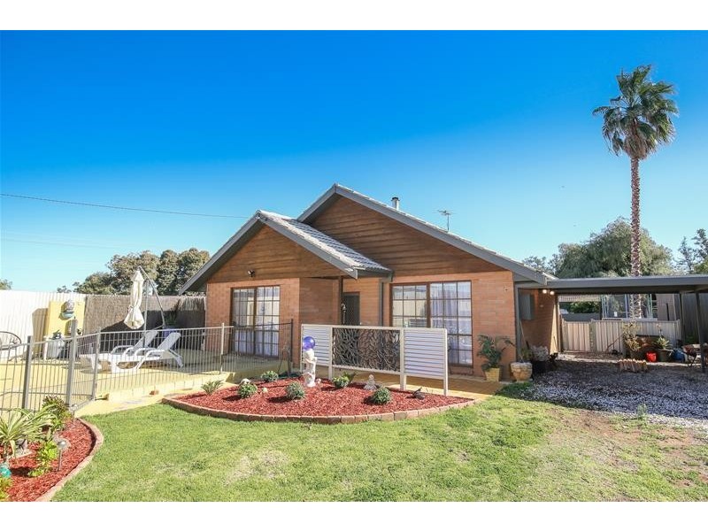 3 Orana Crescent, Buronga NSW 2739
