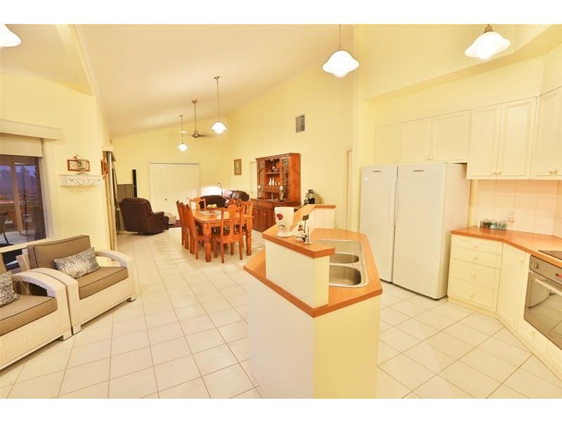 856 Karadoc Avenue, Irymple VIC 3498