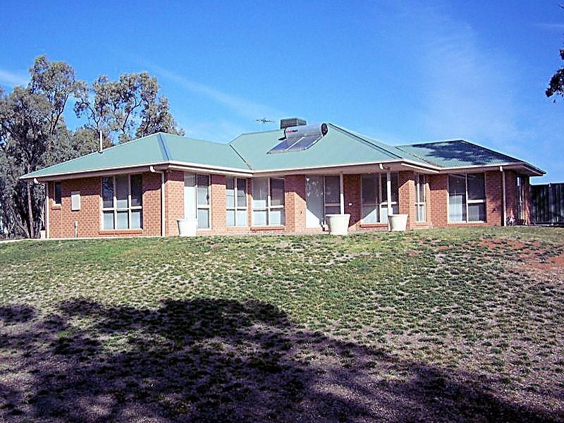 36 Boonoonar Road, Colignan VIC 3494