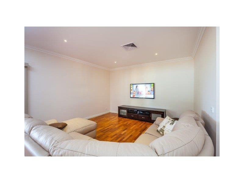 1135 Sandilong Avenue, Irymple VIC 3498