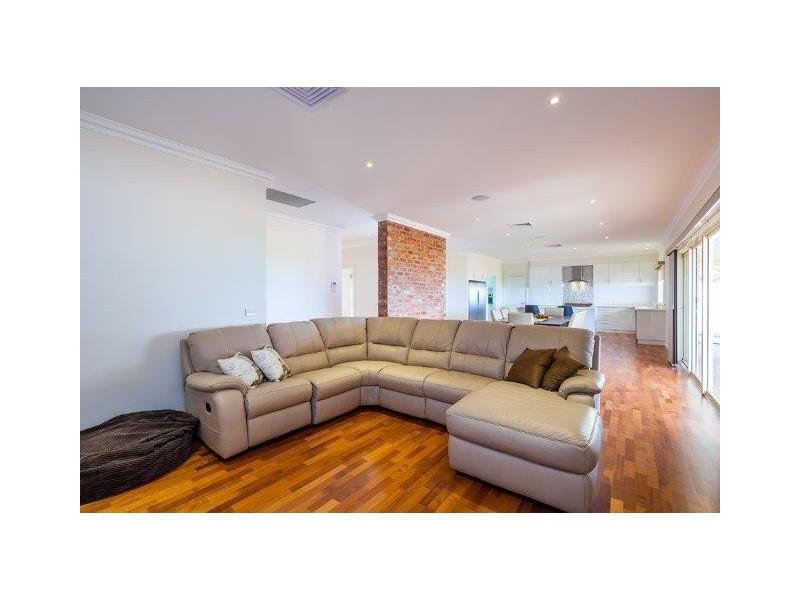 1135 Sandilong Avenue, Irymple VIC 3498