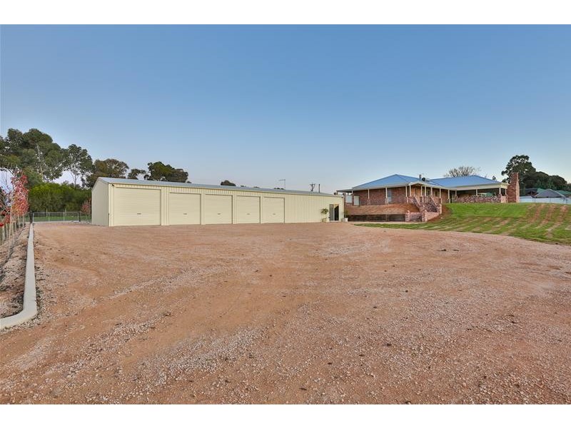 1135 Sandilong Avenue, Irymple VIC 3498