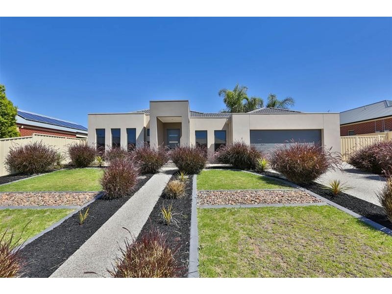 4 Bakogiannis Court, Mildura VIC 3500