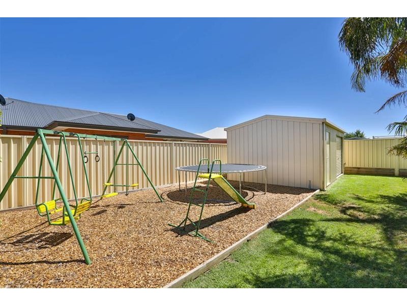 4 Bakogiannis Court, Mildura VIC 3500
