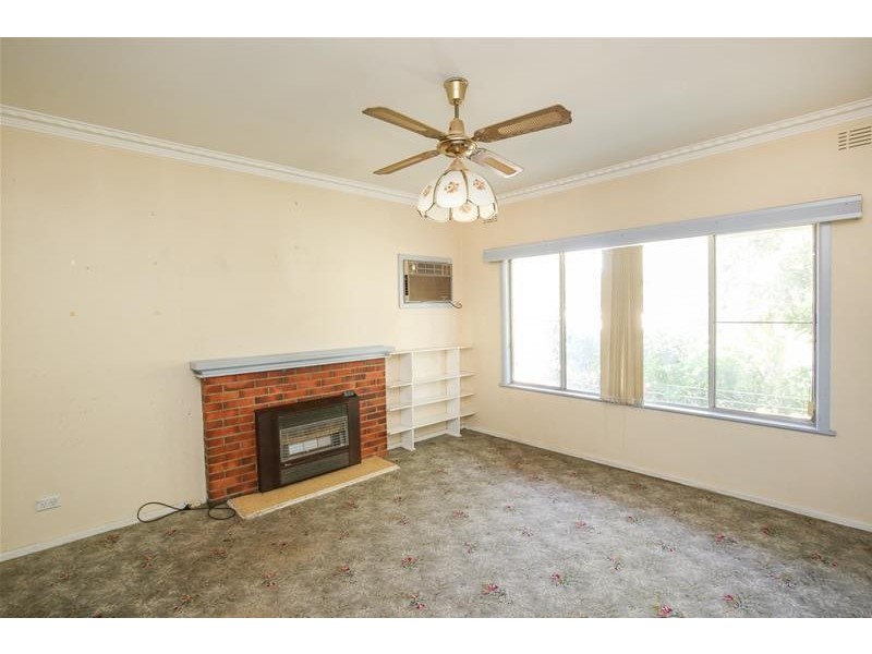 3 Barry Avenue, Mildura VIC 3500