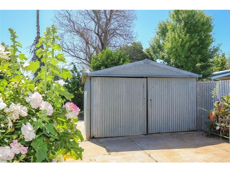 3 Barry Avenue, Mildura VIC 3500