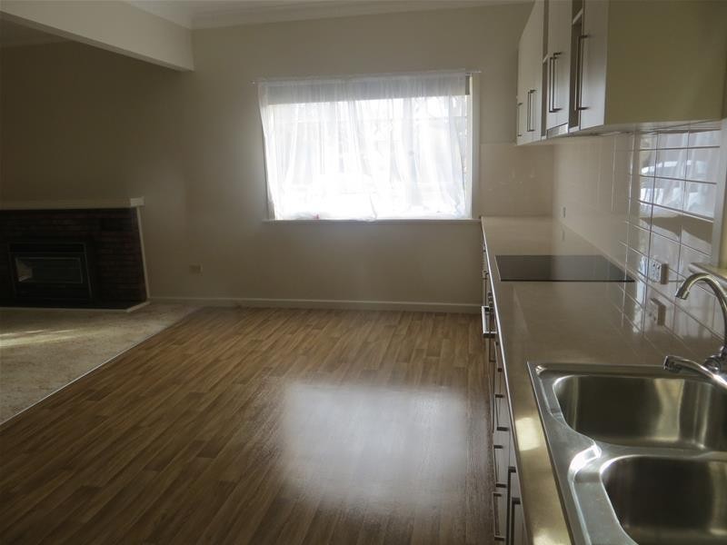 16 Mimosa Avenue, Mildura VIC 3500