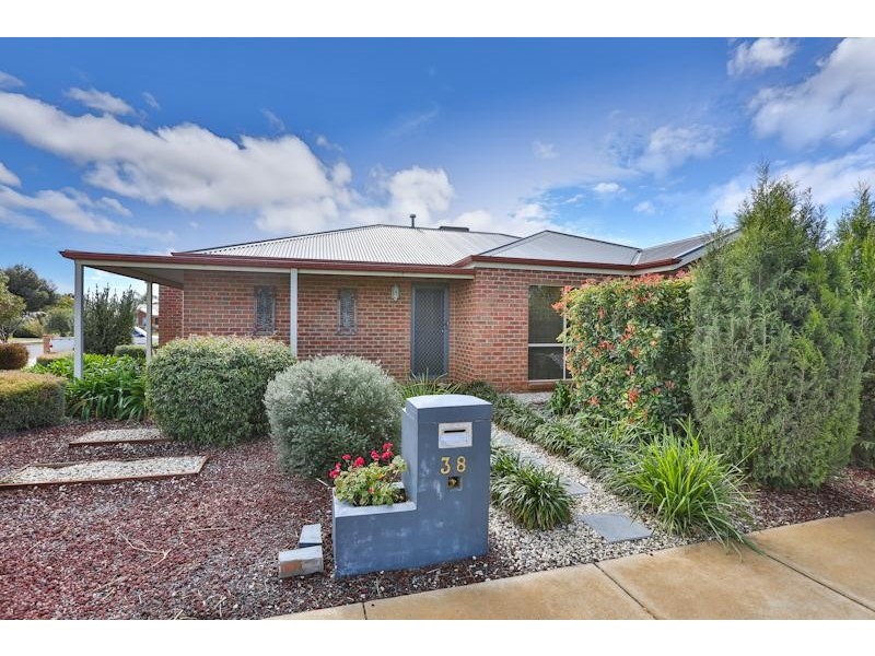 38 Belle Gardens Drive, Mildura VIC 3500