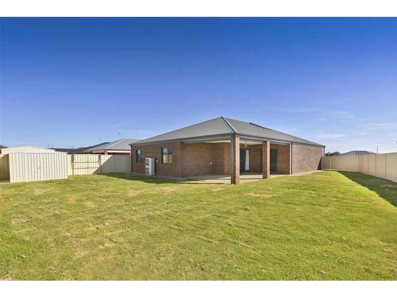 24 Ponderosa Way, Mildura VIC 3500