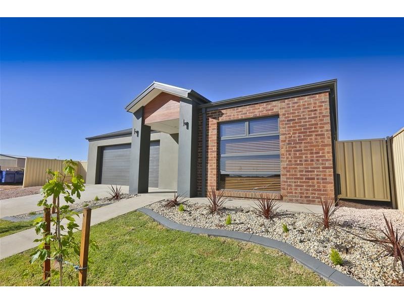 24 Ponderosa Way, Mildura VIC 3500