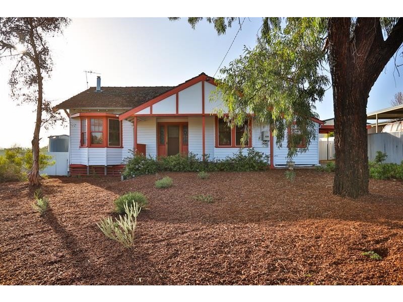 54 Main  Avenue, Merbein VIC 3505