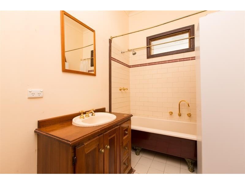 54 Main  Avenue, Merbein VIC 3505