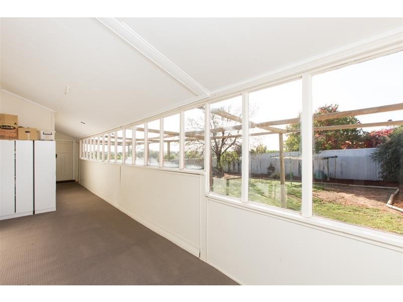 54 Main  Avenue, Merbein VIC 3505