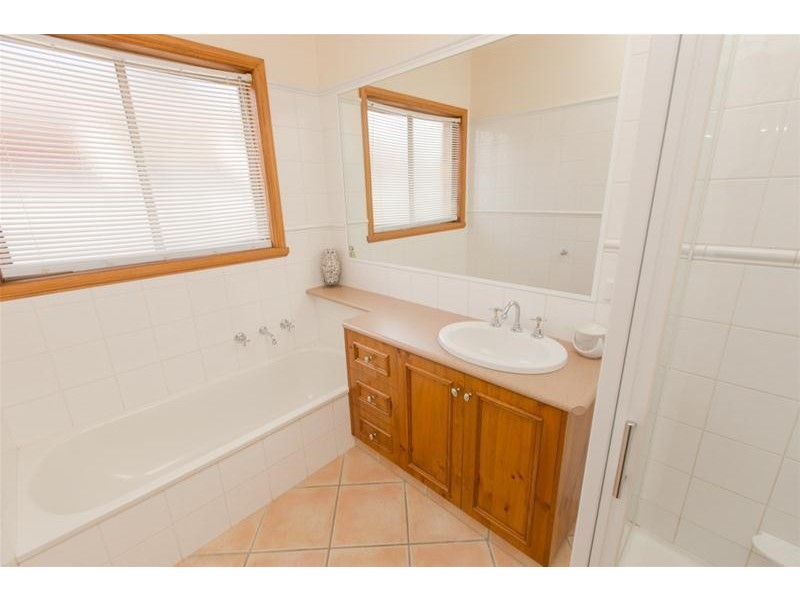 6 Sunset Court, Mildura VIC 3500