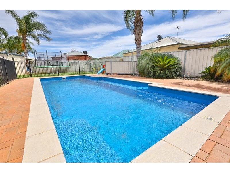 6 Sunset Court, Mildura VIC 3500