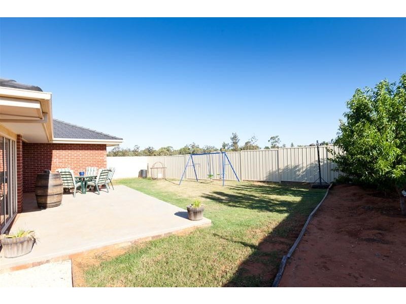 3 Keating Close, Merbein VIC 3505