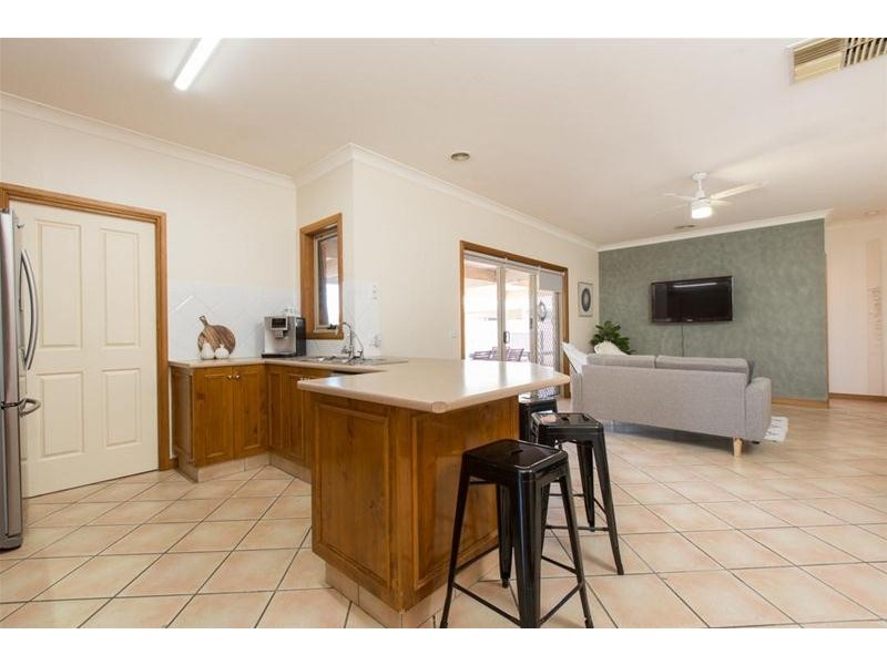 6 Sunset Court, Mildura VIC 3500