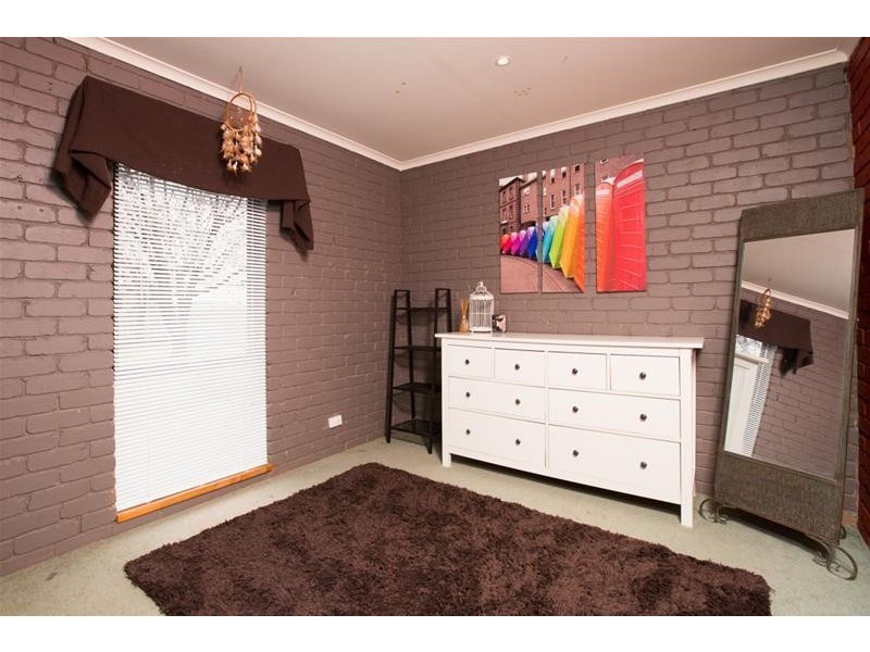 64 Regina Avenue, Cabarita VIC 3505