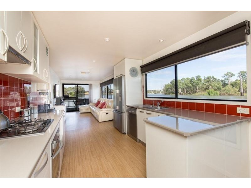 Houseboat, Mildura VIC 3500