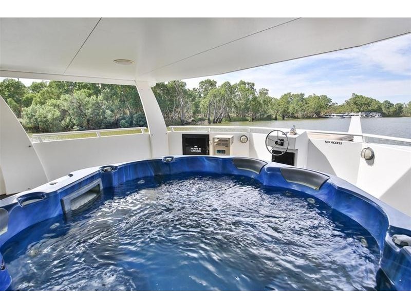 Houseboat, Mildura VIC 3500