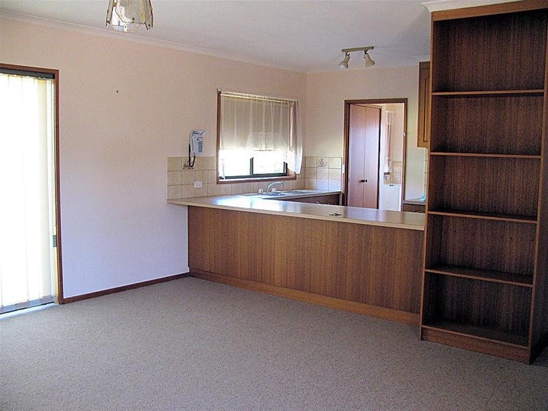 4/83-85 Pasadena Grove, Mildura VIC 3500