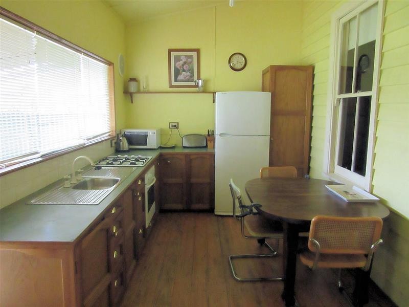 128 Pine Avenue, Mildura VIC 3500