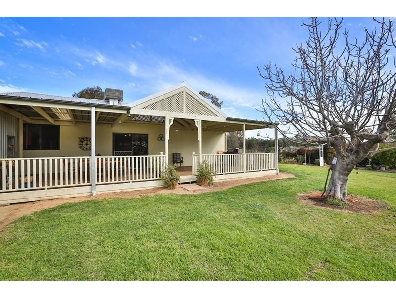 305 Cureton Avenue, Mildura VIC 3500